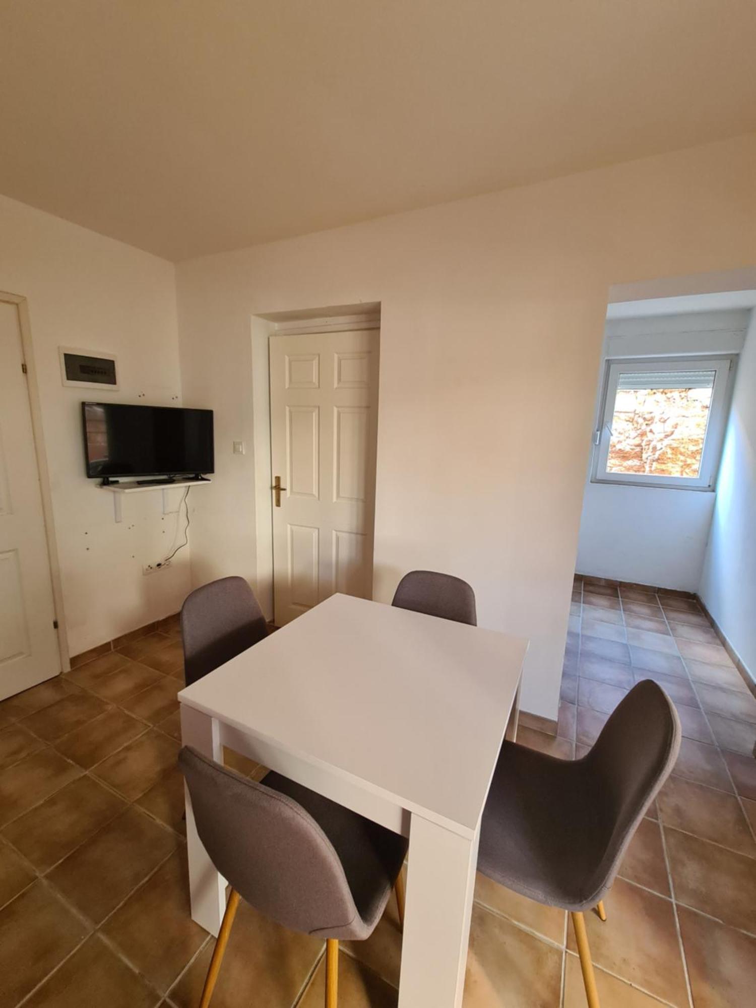 Apartments Dalmatia Sveti Petar  Phòng bức ảnh